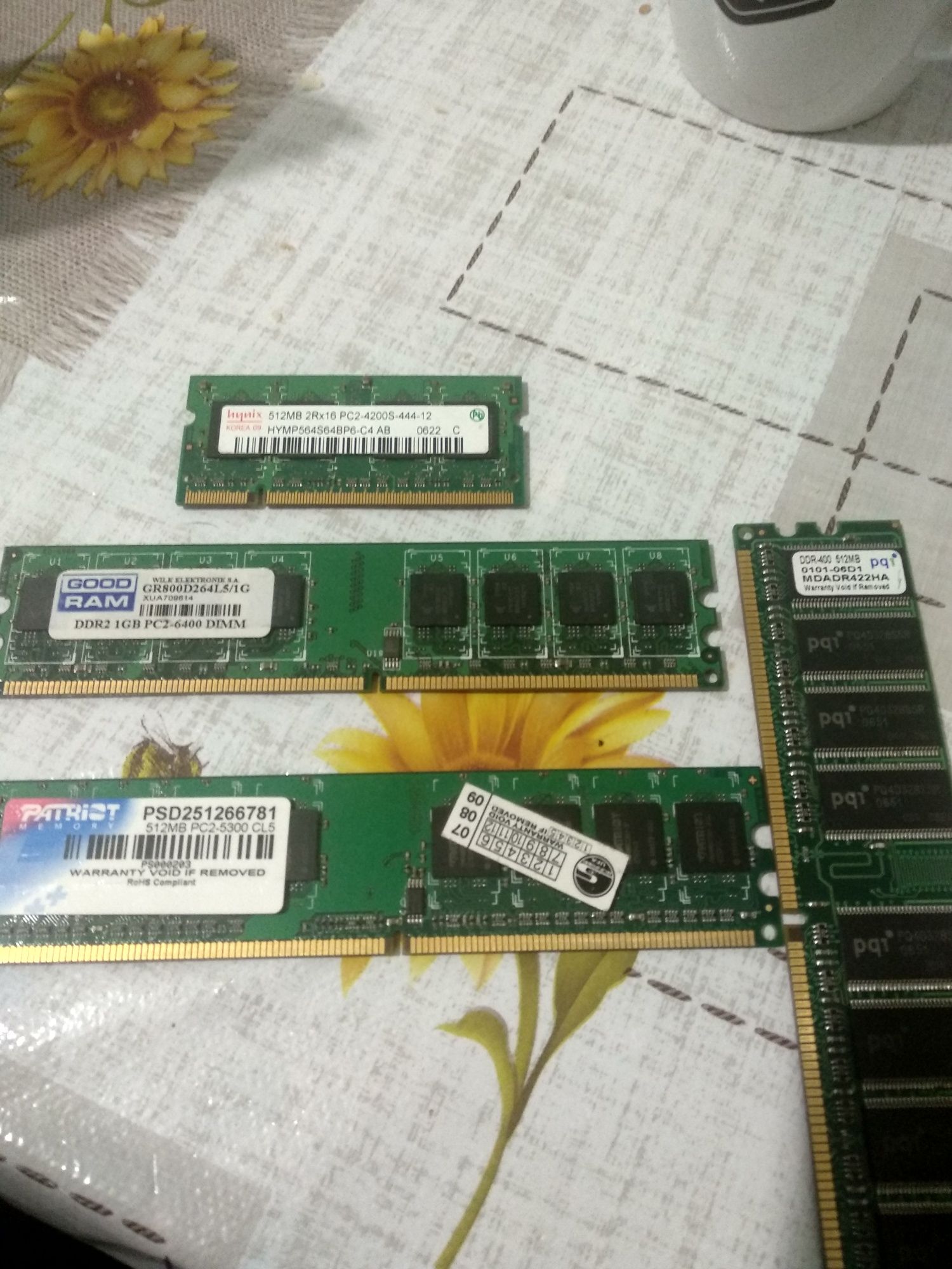 ОЗУ 512MB, DDR2-1GB для ПК и ноута, наш адрес Сайрам центр