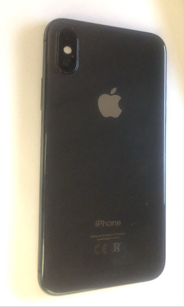 Iphone XS в хорошем состоянии