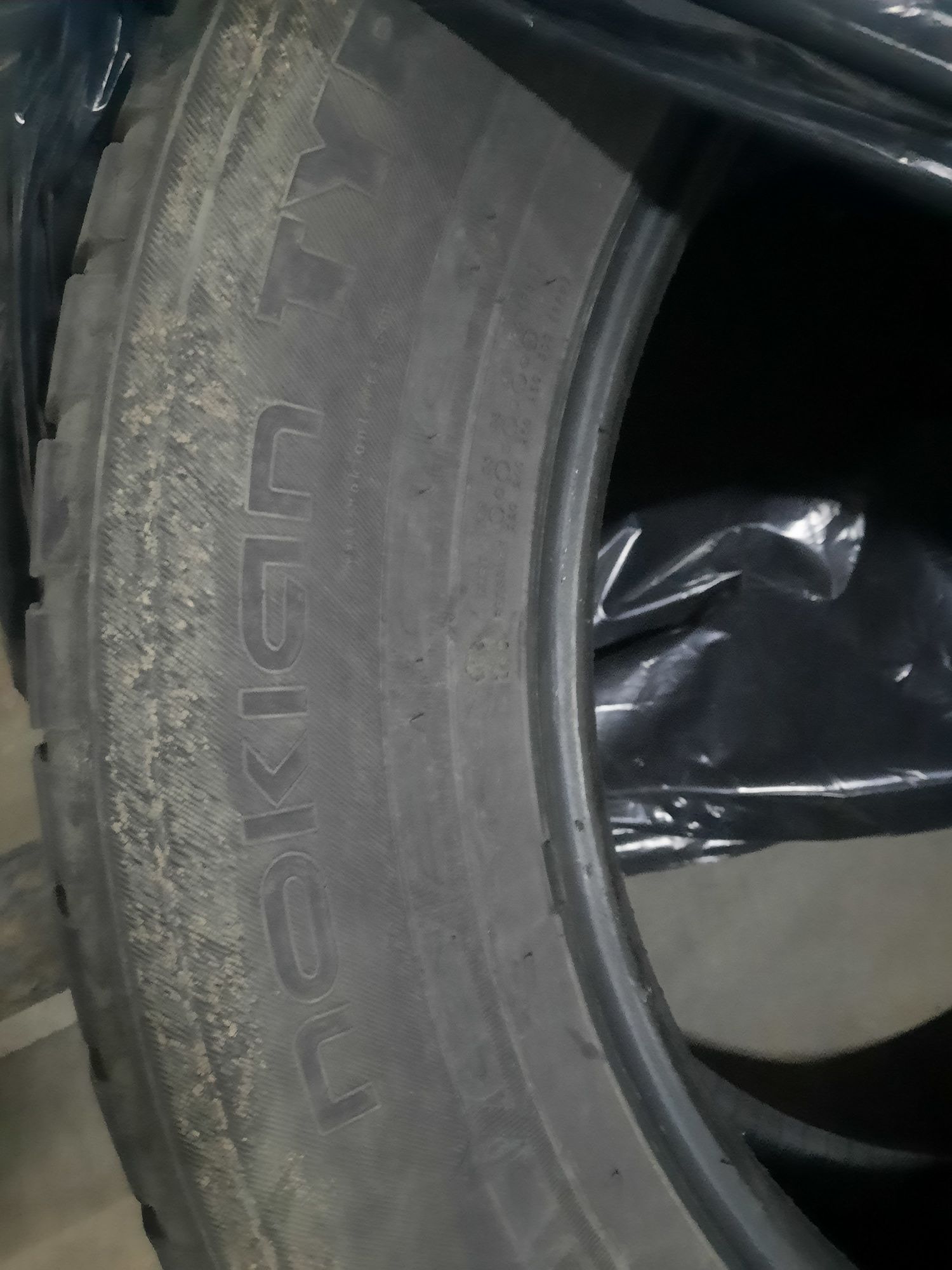 В связи с продажей авто продам балоны