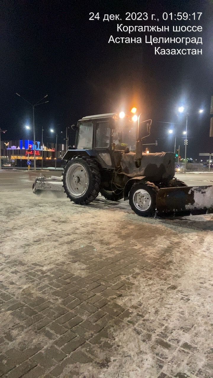 Трактор МТЗ82.1 документы в порядке отвал и щётка комплект