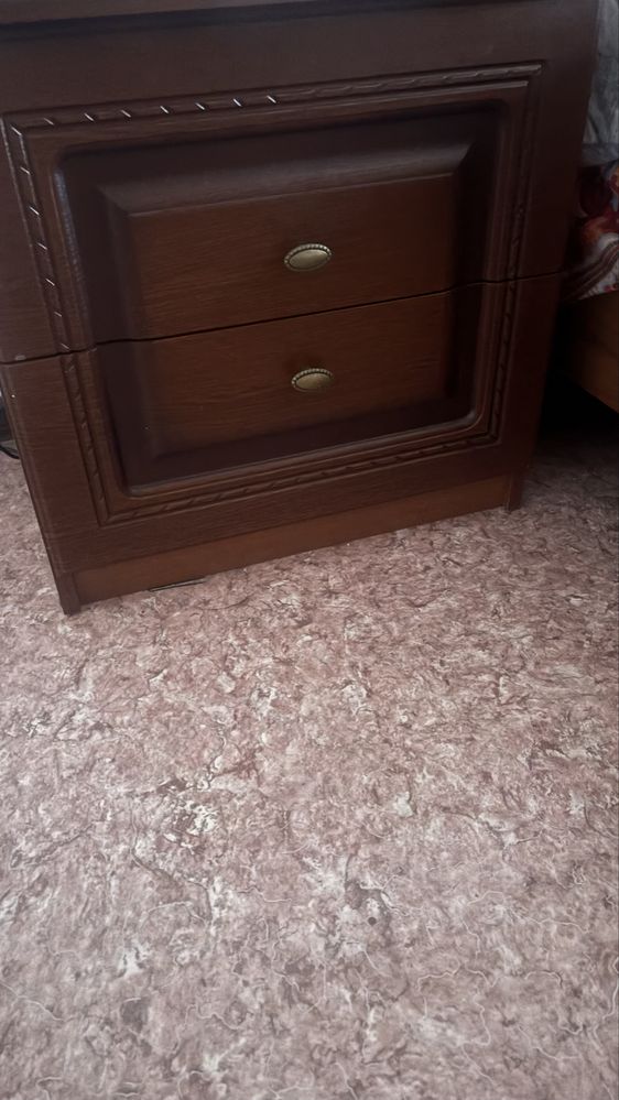 Продам спальный гарнитур