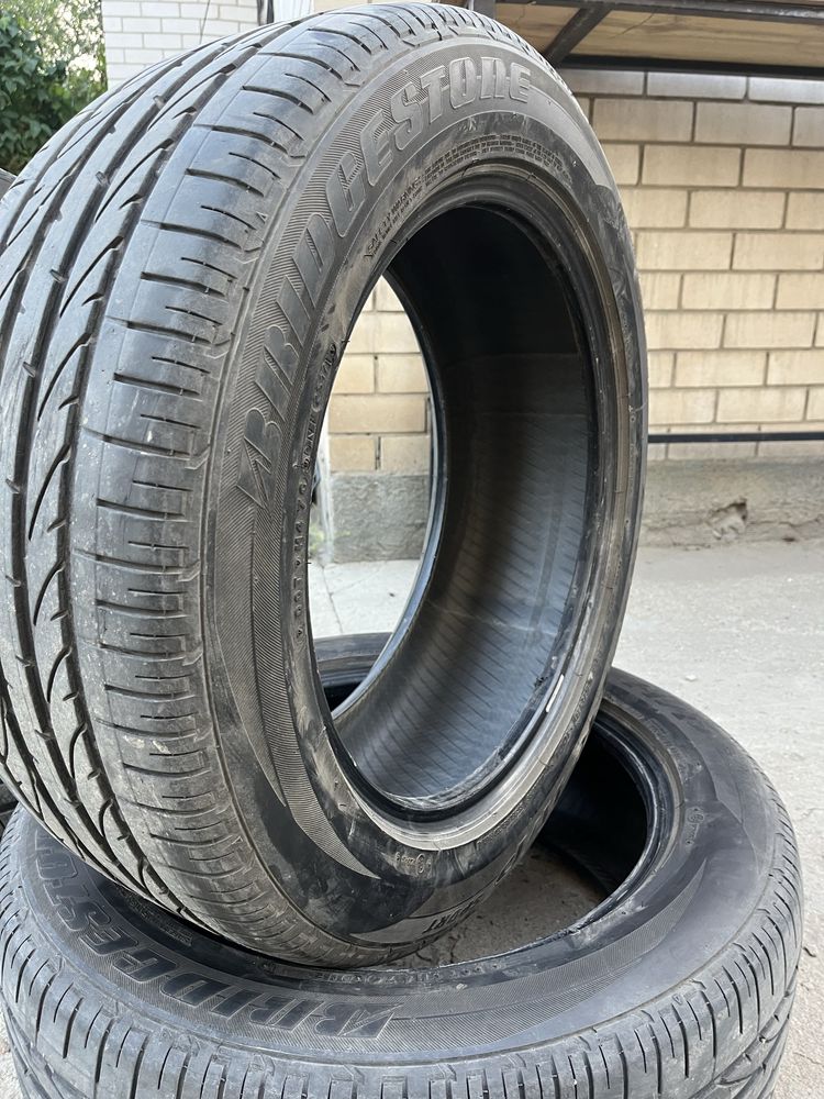 Продам летние шины 235/55/18