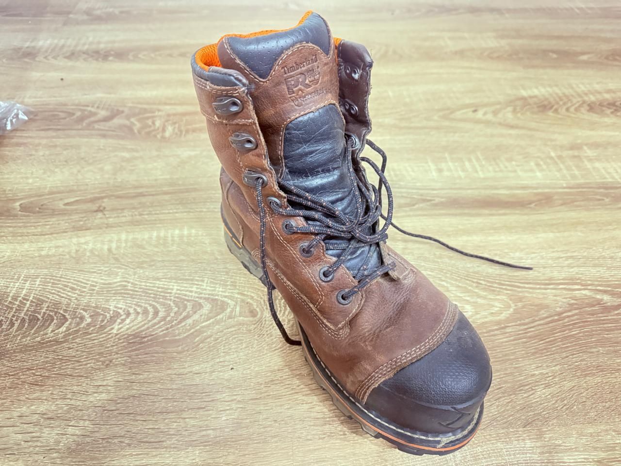 Продаю оригинальные ботинки Timberland (2 пары), размер 44
