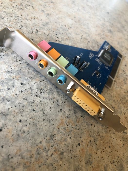 звуковая карта PCI .Новая с драйверами