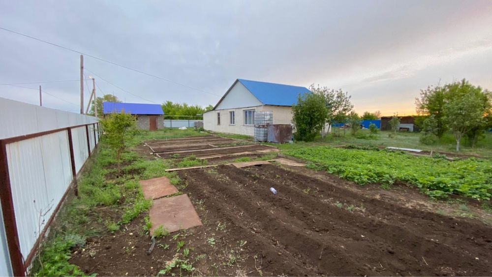 Продается дом с 15 сотками п.Магистральный
