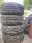 Продам покрышкы 17 размер 285     65 17 состаяние отлично проректоры 7