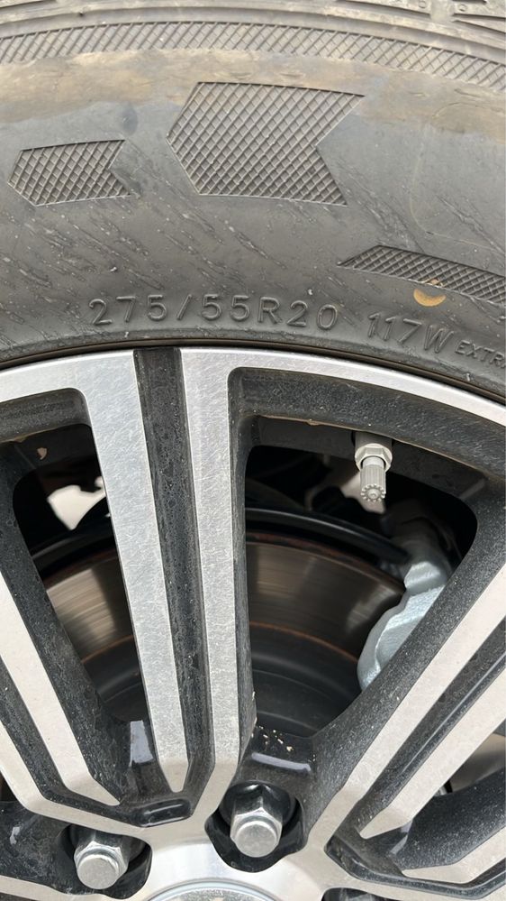 Roadx RX Quest SU01 275/55 R20 117W