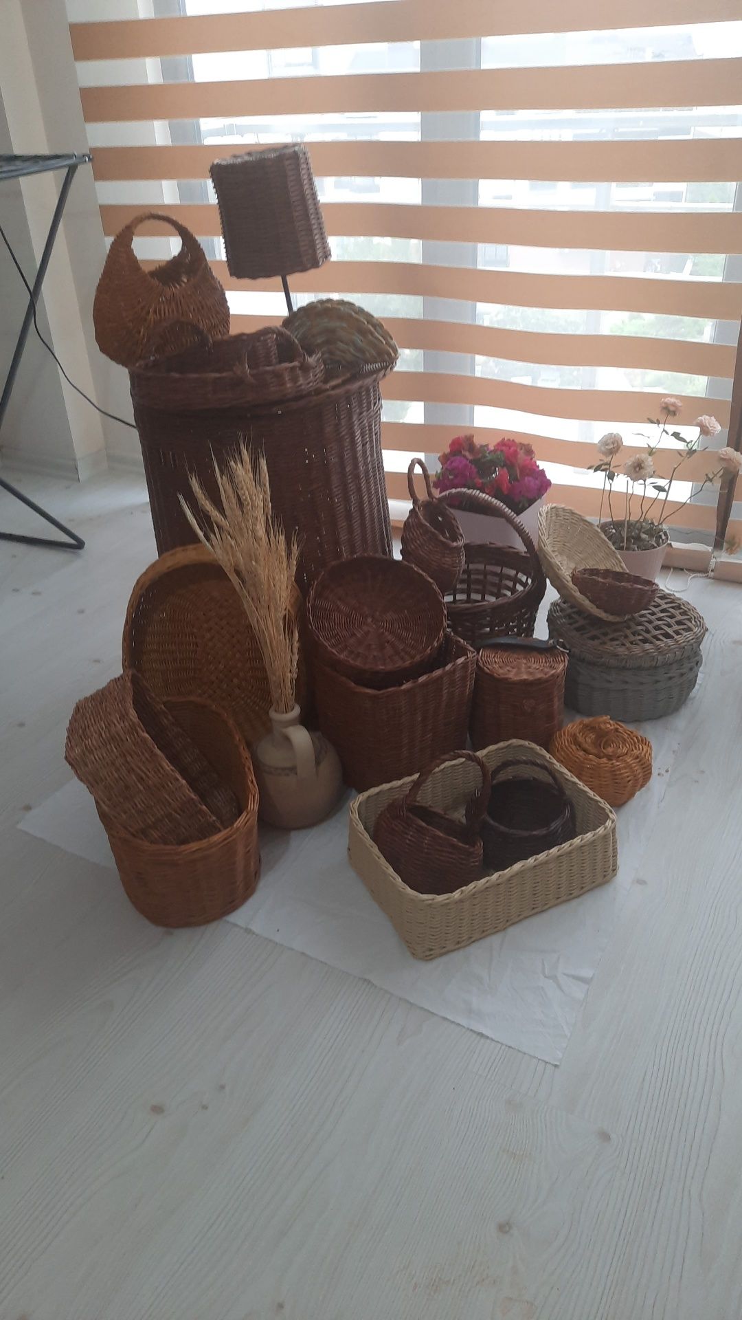 Бельевая корзина из эколозы