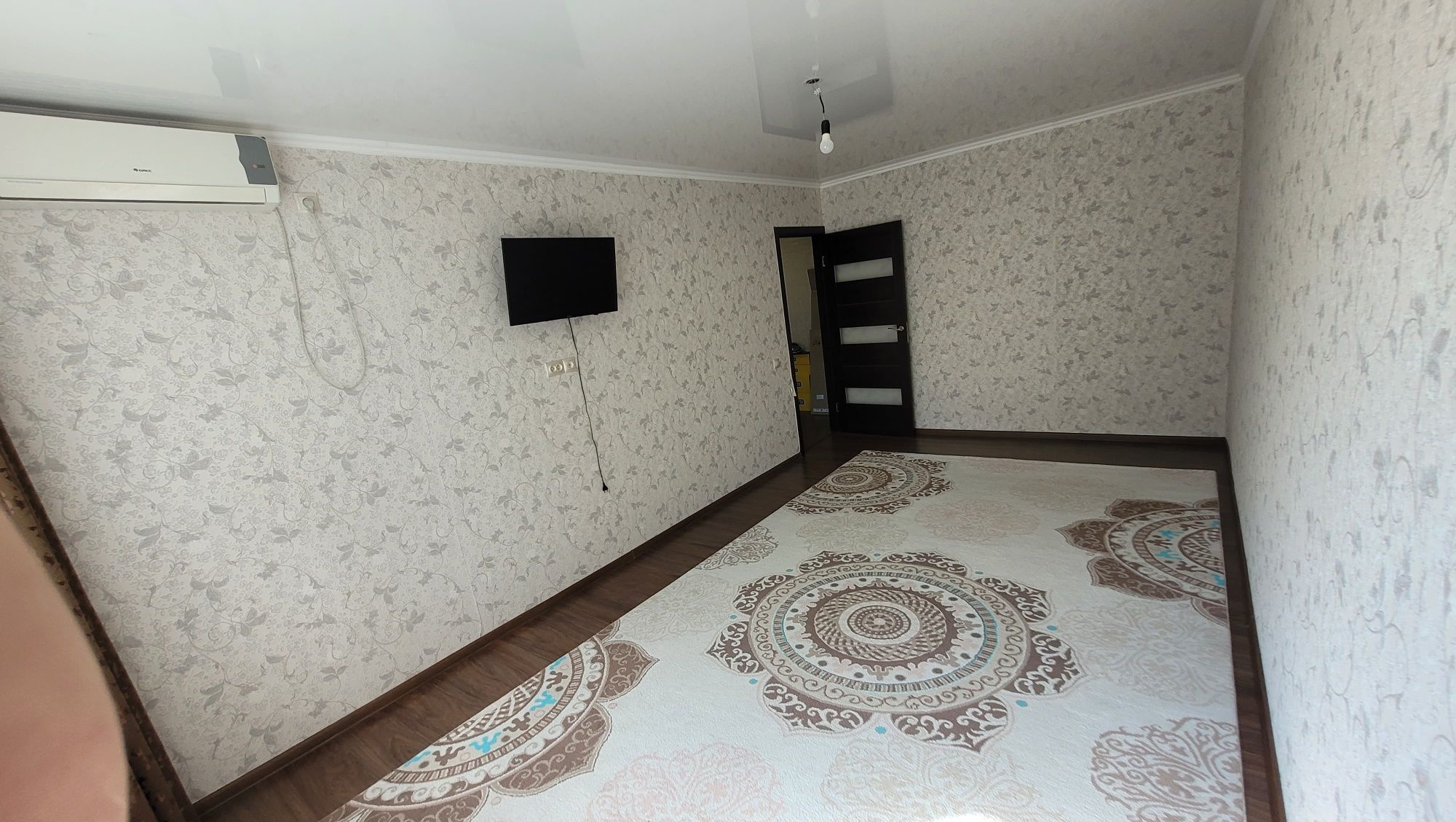Продам 2 комнатную квартиру