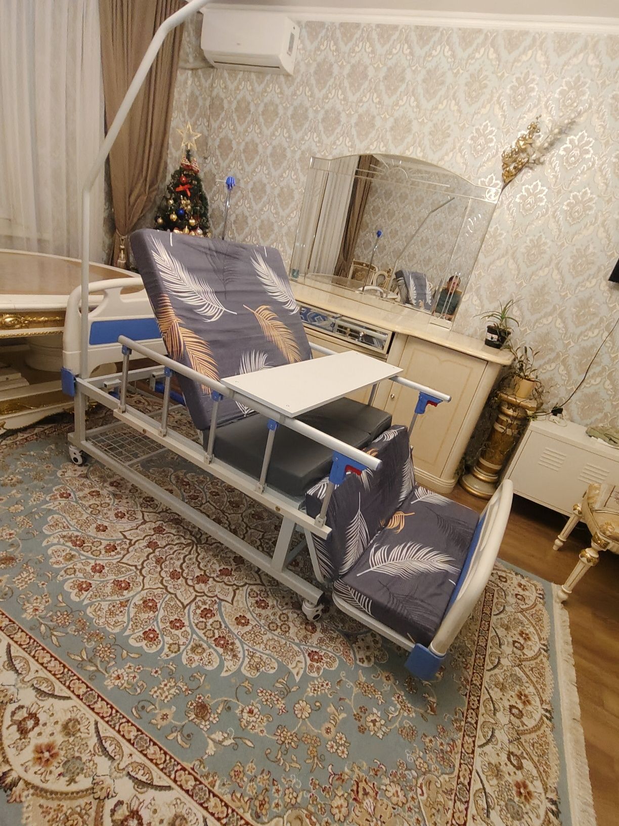Медицинский кровать многофункциональный
