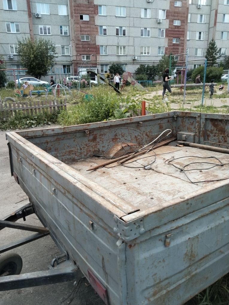 Продам москвич с прицепом