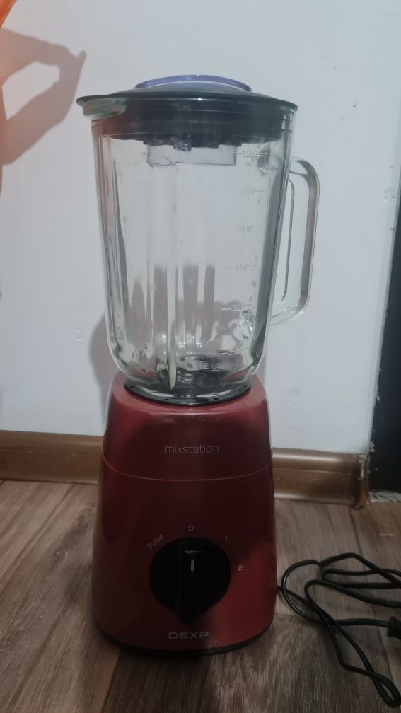 Продам Блендер новый