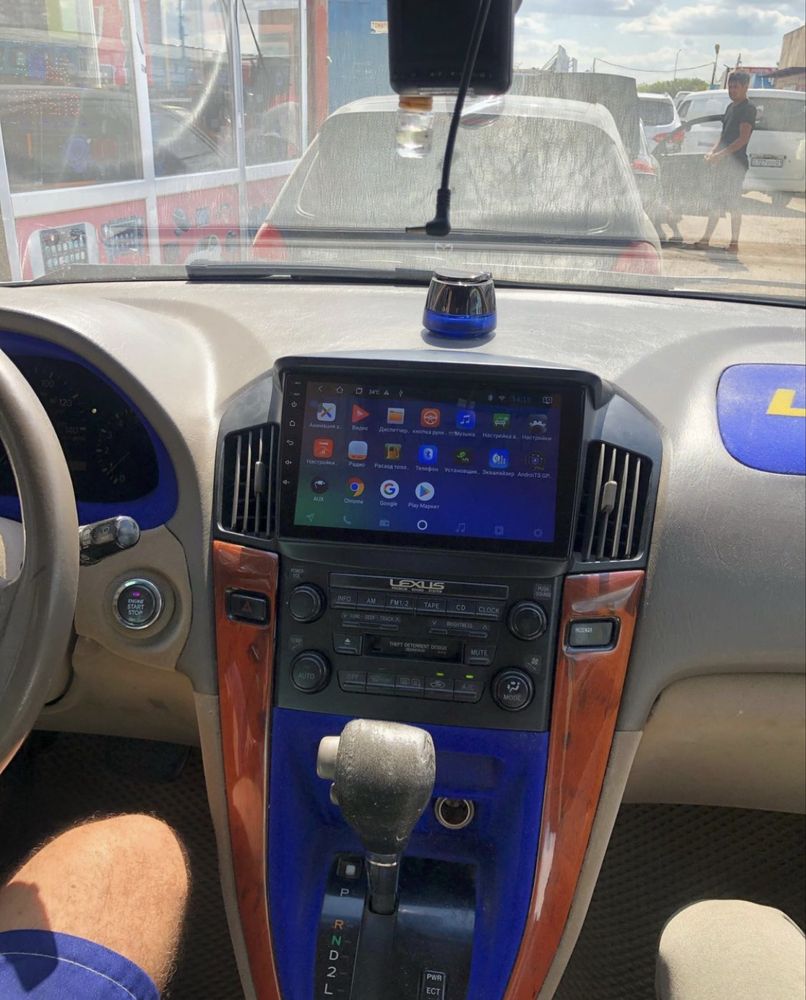 установка автомагнитолы и камеры заднего вида