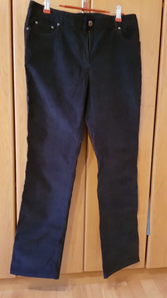 Продам женские  джинсы PAUL SHARK оригинал