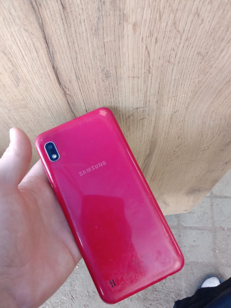 Продам Samsung A10