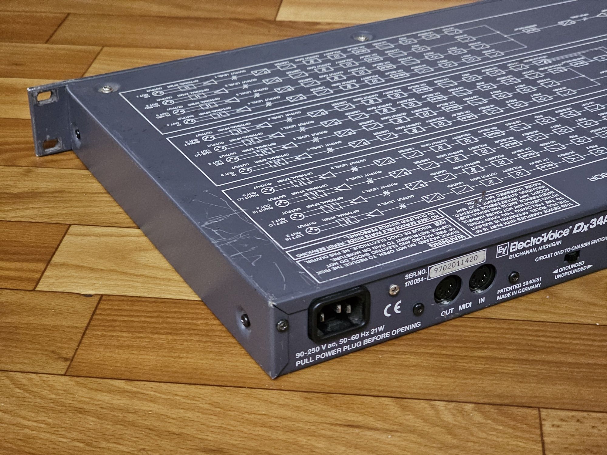 Цифровой акустический процессор ELECTRO-VOICE DX34a