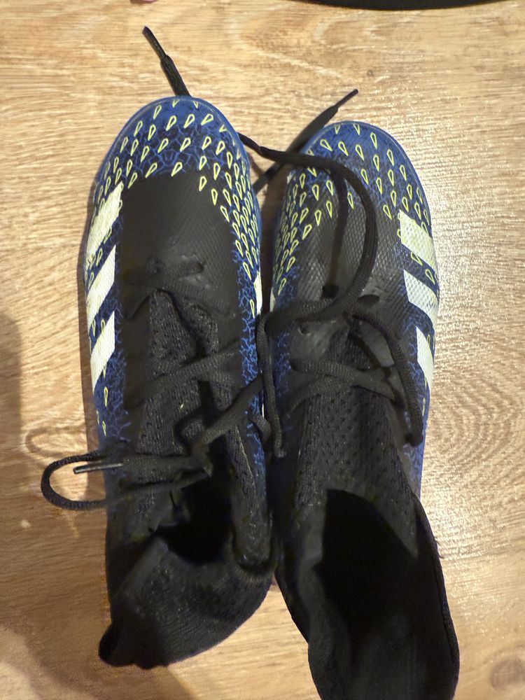футбол: сороконожки adidas predator, шорты и гетры