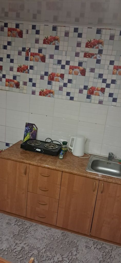 Продам 1ком.квартиру.Р-н Туркистан, 2 этаж,9-и этажного дома.