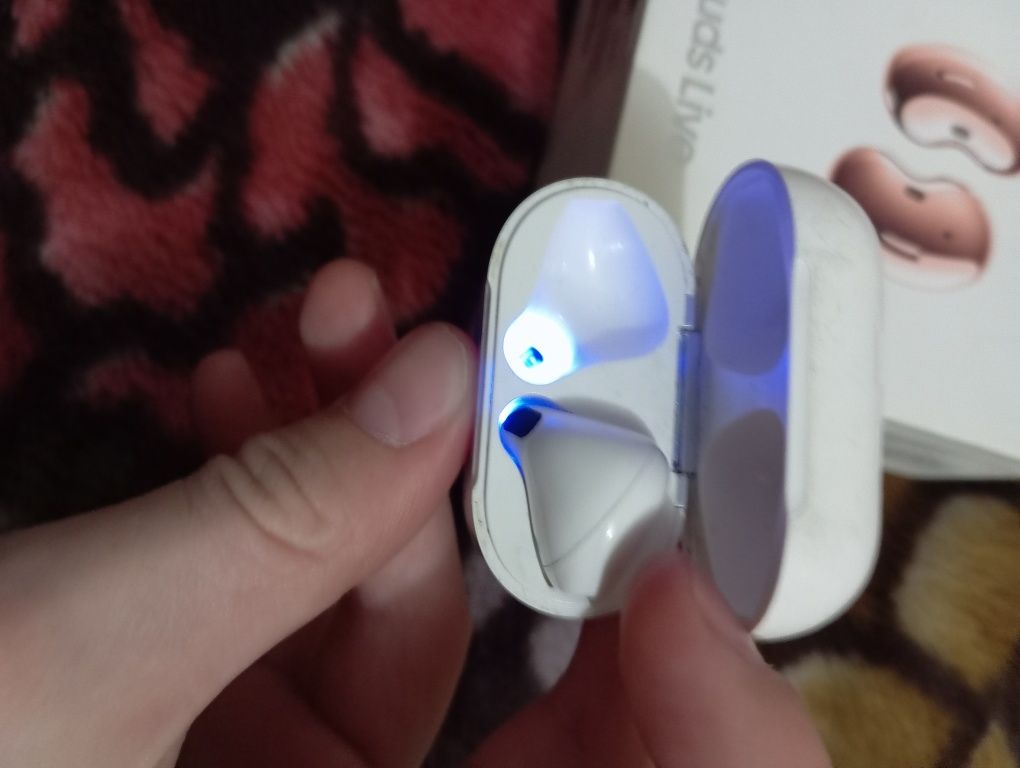 Samsung buds live