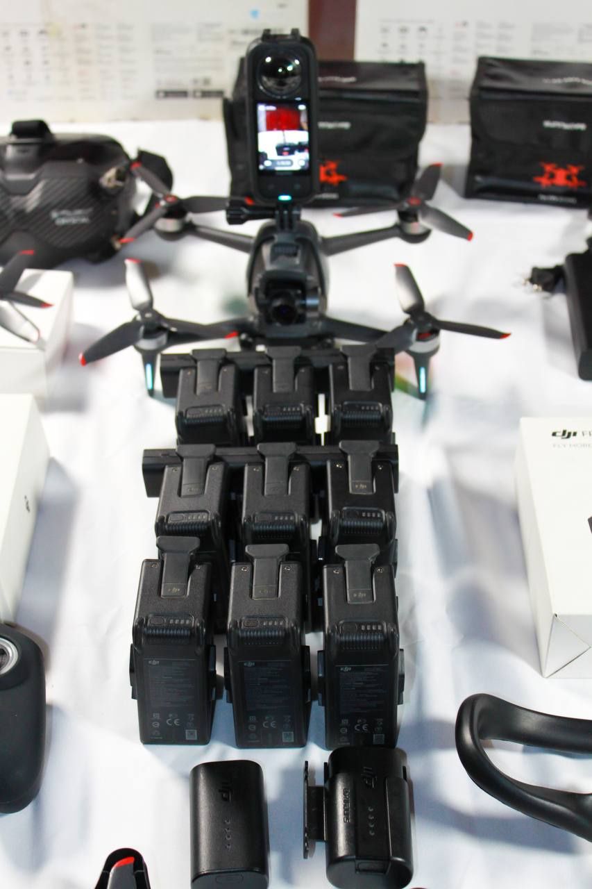 DJI FPV Combo: 10 аккумуляторов и усиленный сигнал!
Прекрасное состоян