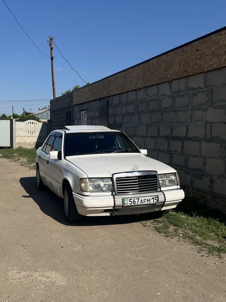 мерседес е230.   ке джетроник