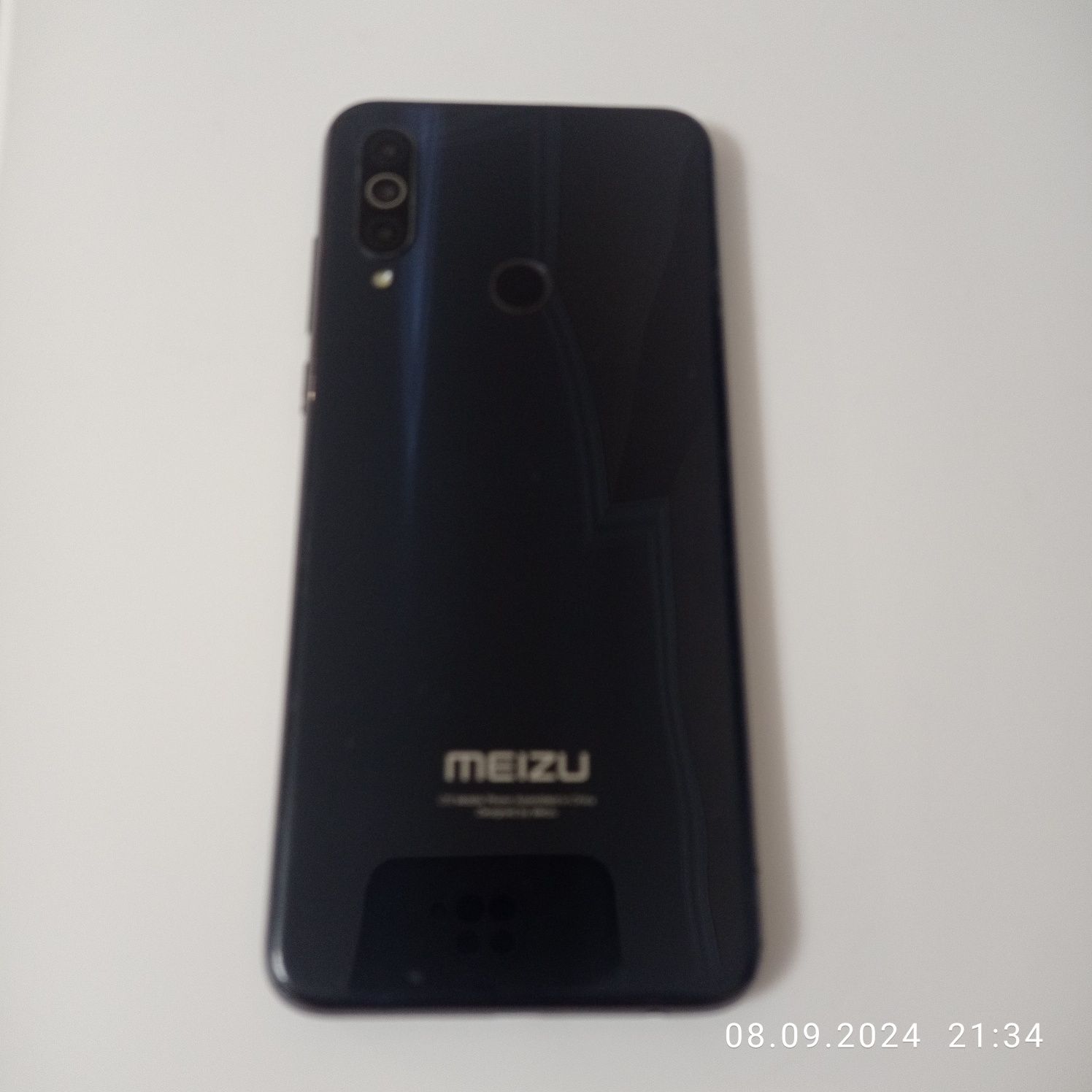 Продам нерабочий смартфон Meizu M10 на запчасти