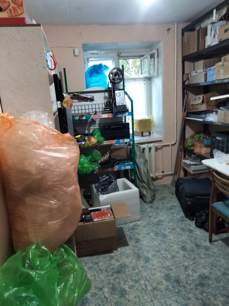 Продам действующий продуктовый магазин Қазына Утепова 26