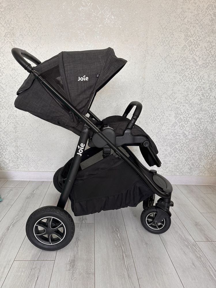 Срочно продам коляску Joie Versatrax и в подарок отдам люльку!