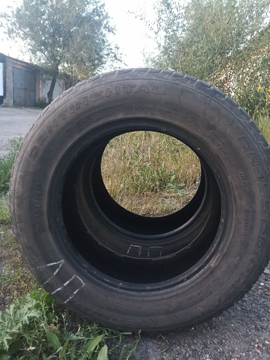 Продам резину r 17