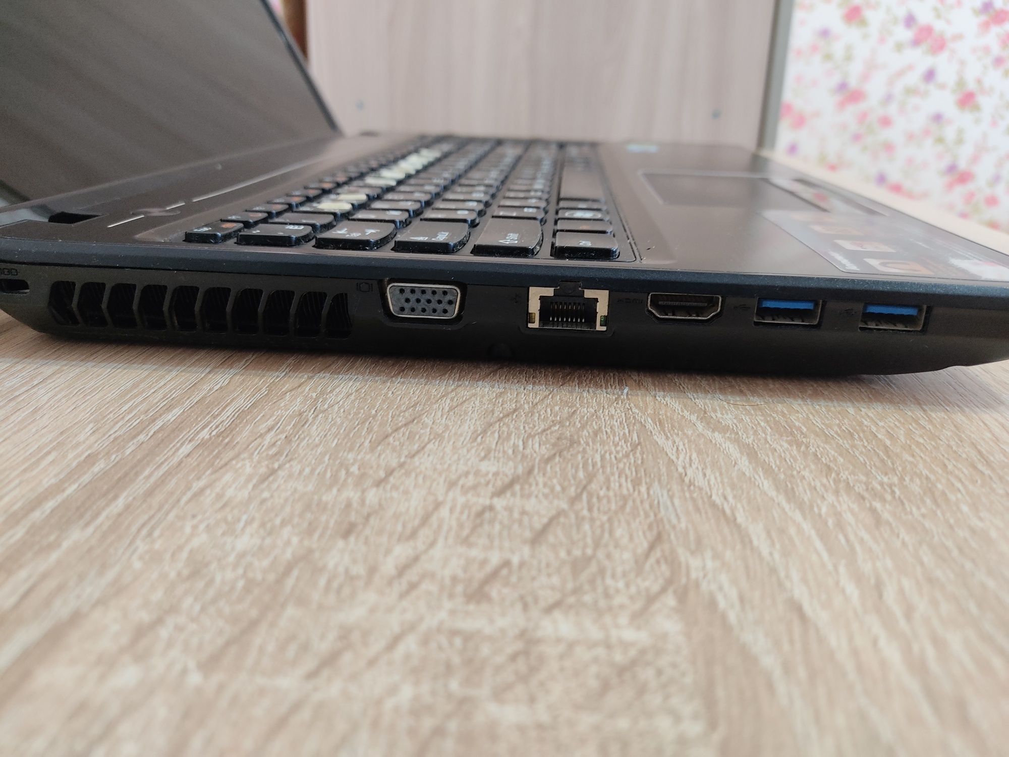 Продам ноутбук Lenovo g580
