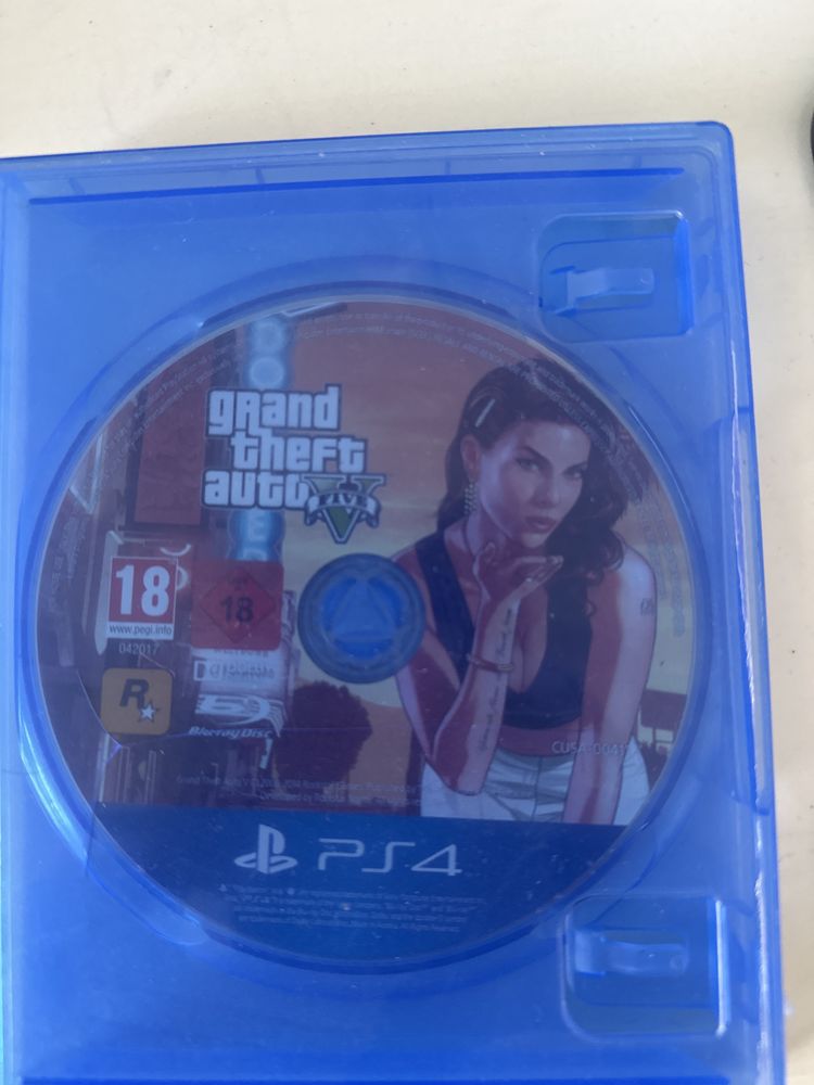 Продам или обменяю GTA 5 на ПС 4 (5)