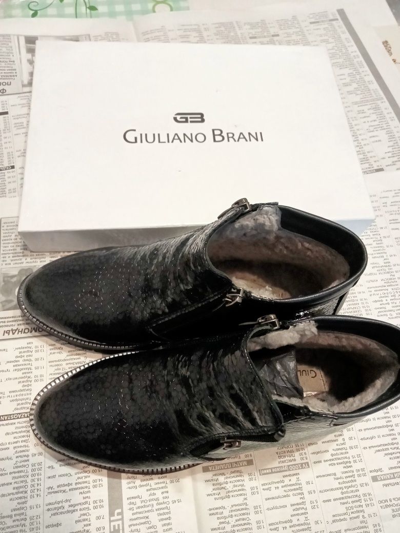 Продам обувь зимняя фирмы Giuliano Brani