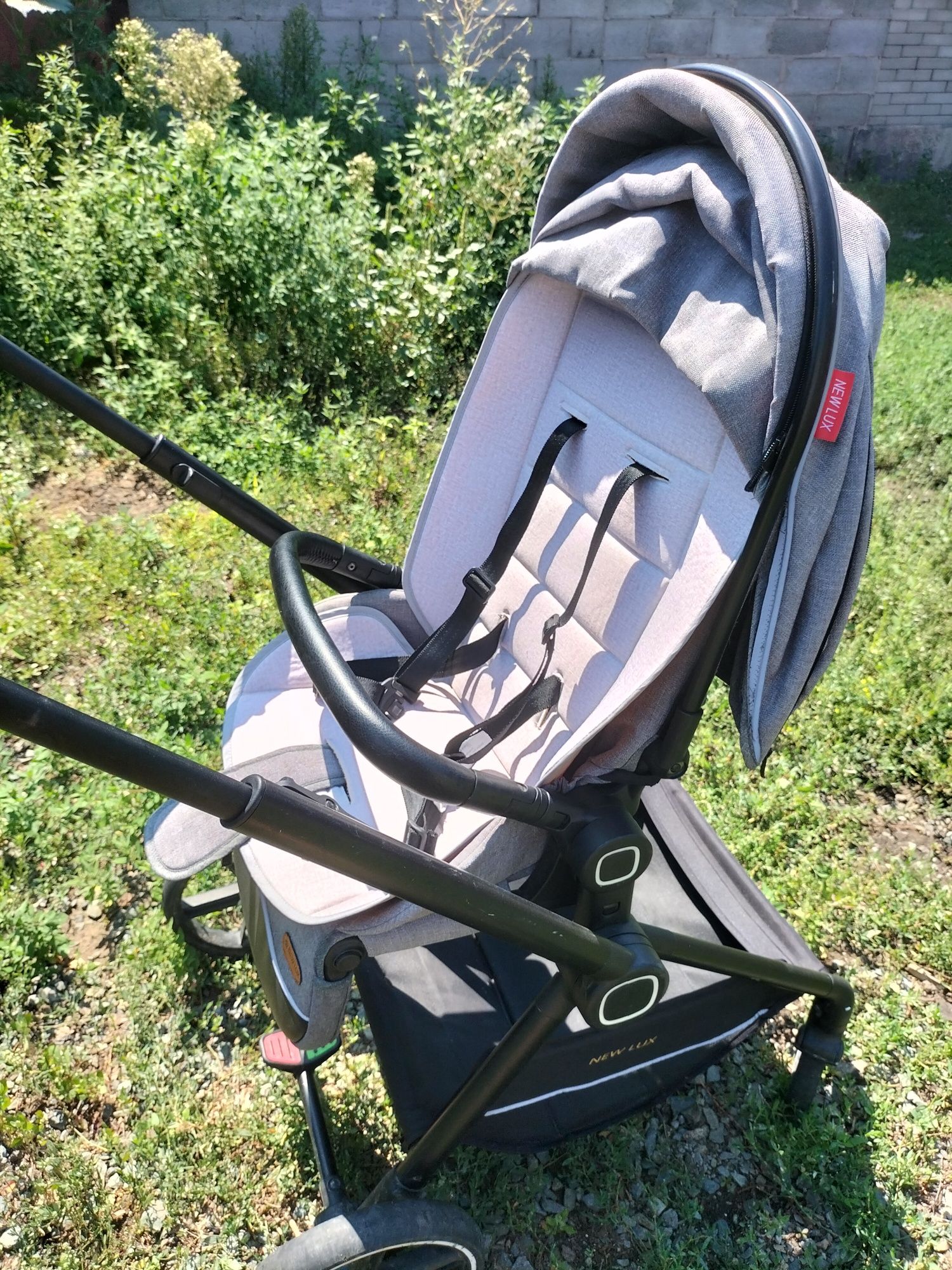 Продам коляску New lux!