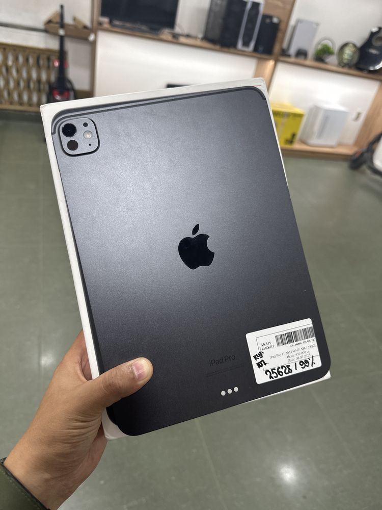 iPad Pro 11" 2024 Wi-Fi M4 /256Gb/99% •Рассрочка до 1 года•