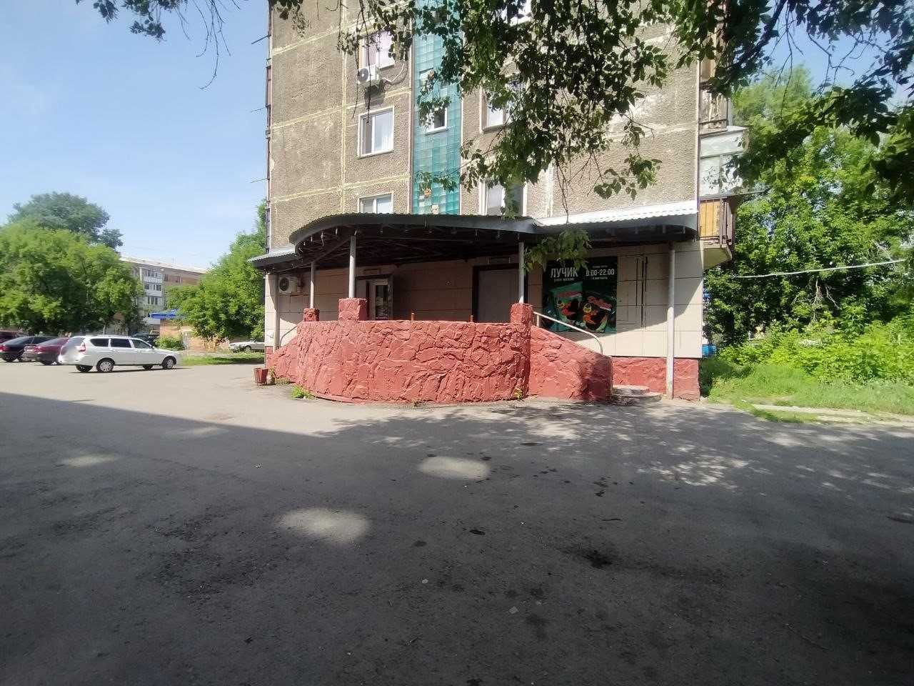 Продажа продуктового магазина, в центре.