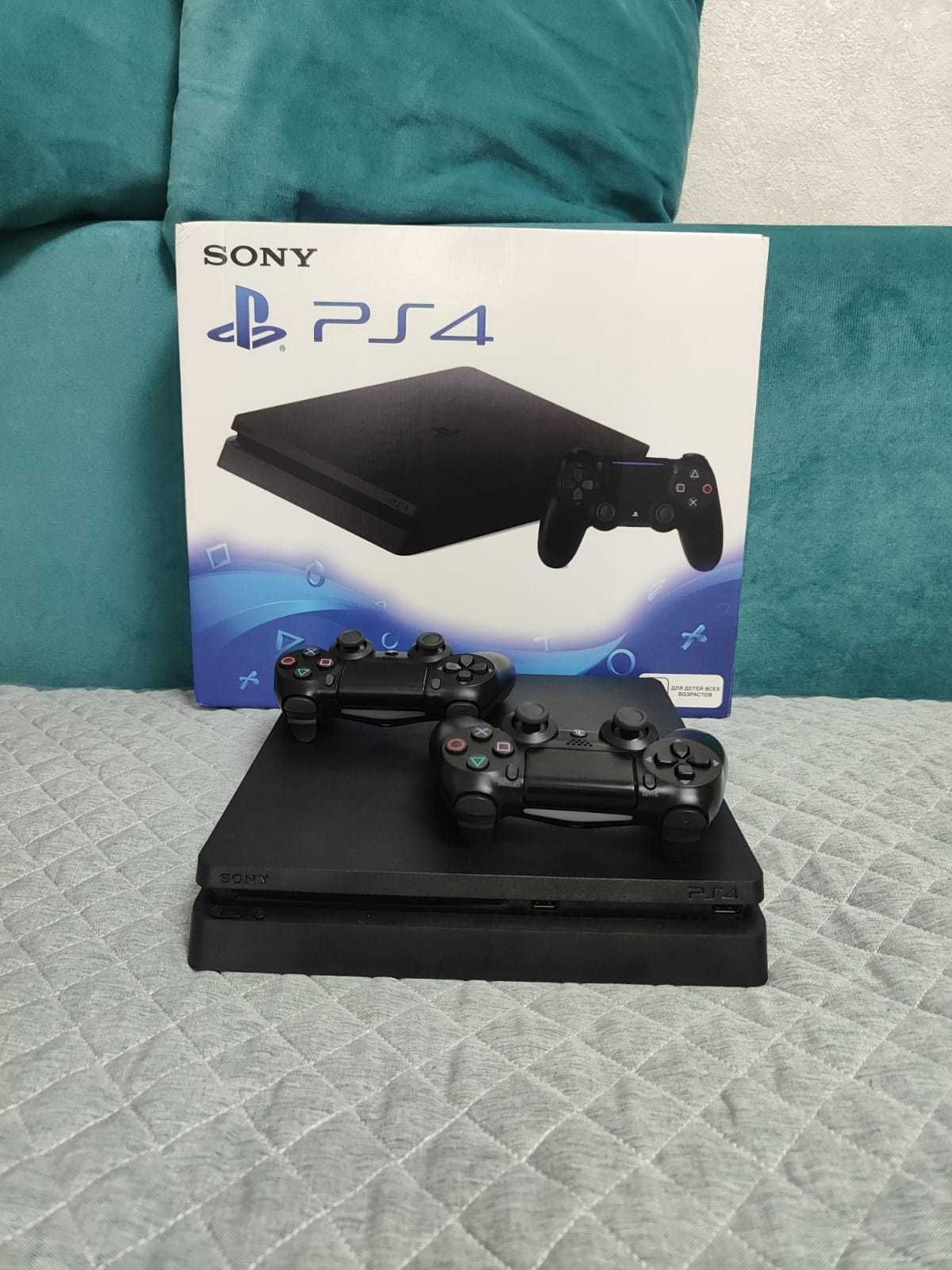 PlayStation 4 игравой приставка