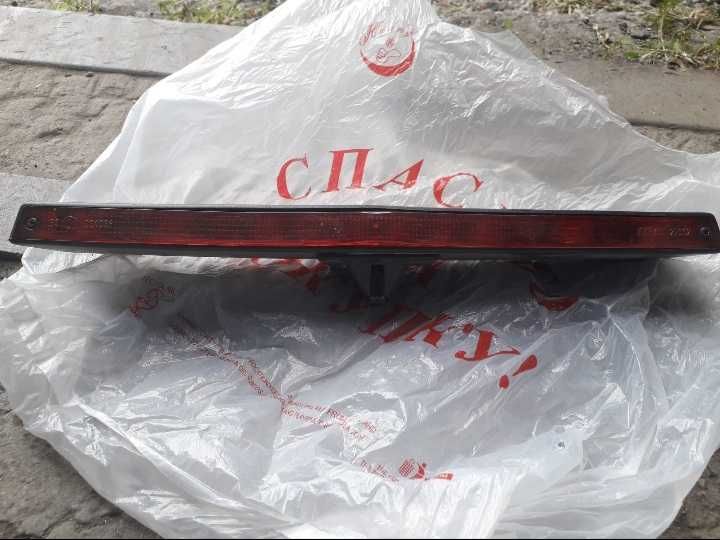 3 й Стоп-сигнал на Opel Vectra