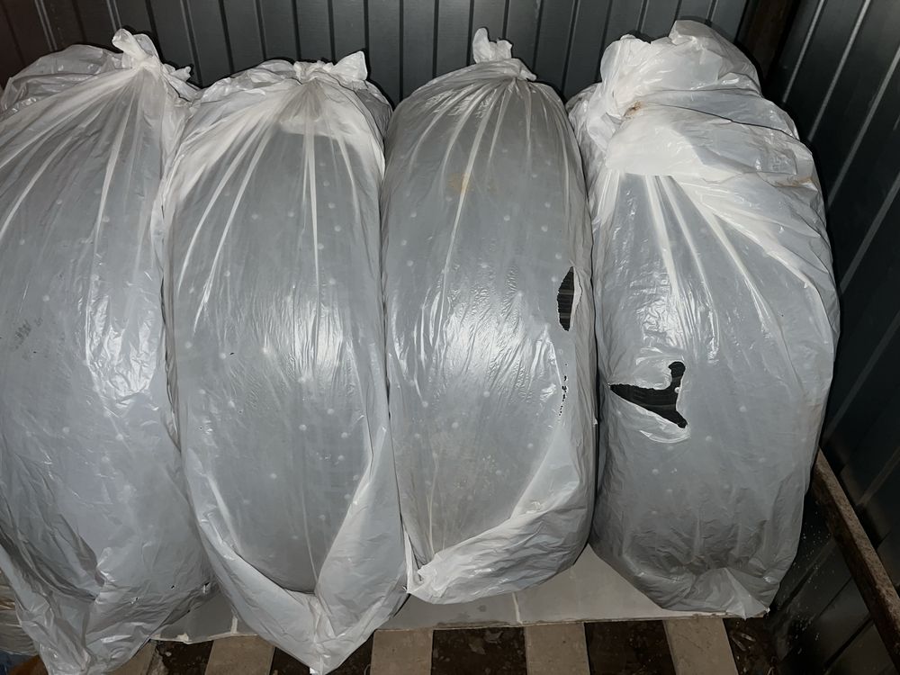 Продам комплект зимних шин
