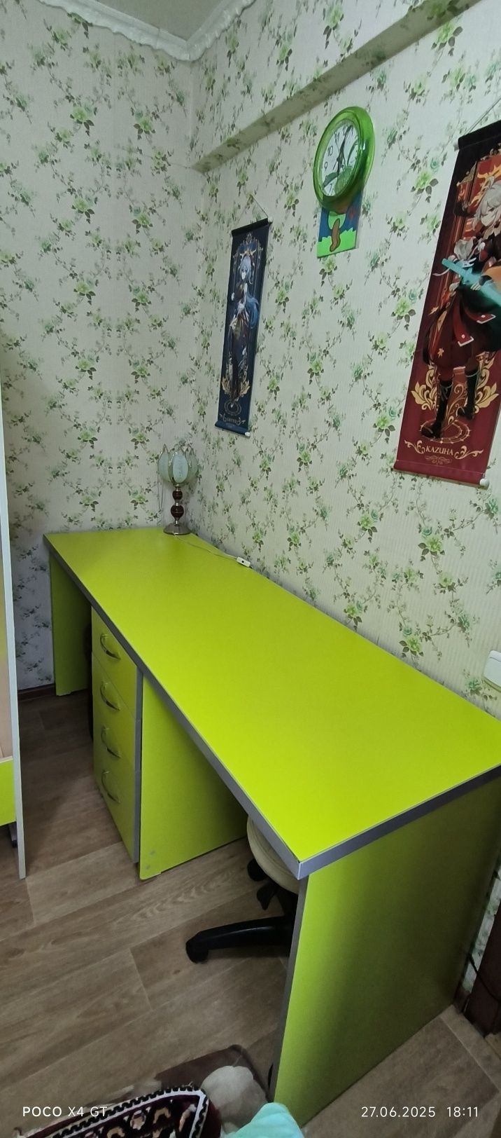 Продам детский уголок  кровать, стол.возможно и комод как комплект