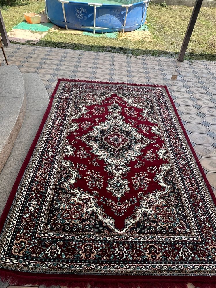продается ковер 2х3 в отличном состояний
