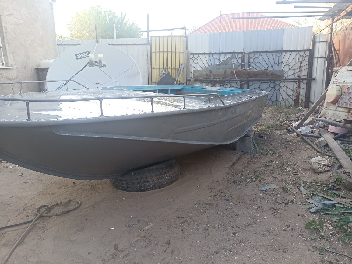 Срочно продам лодку