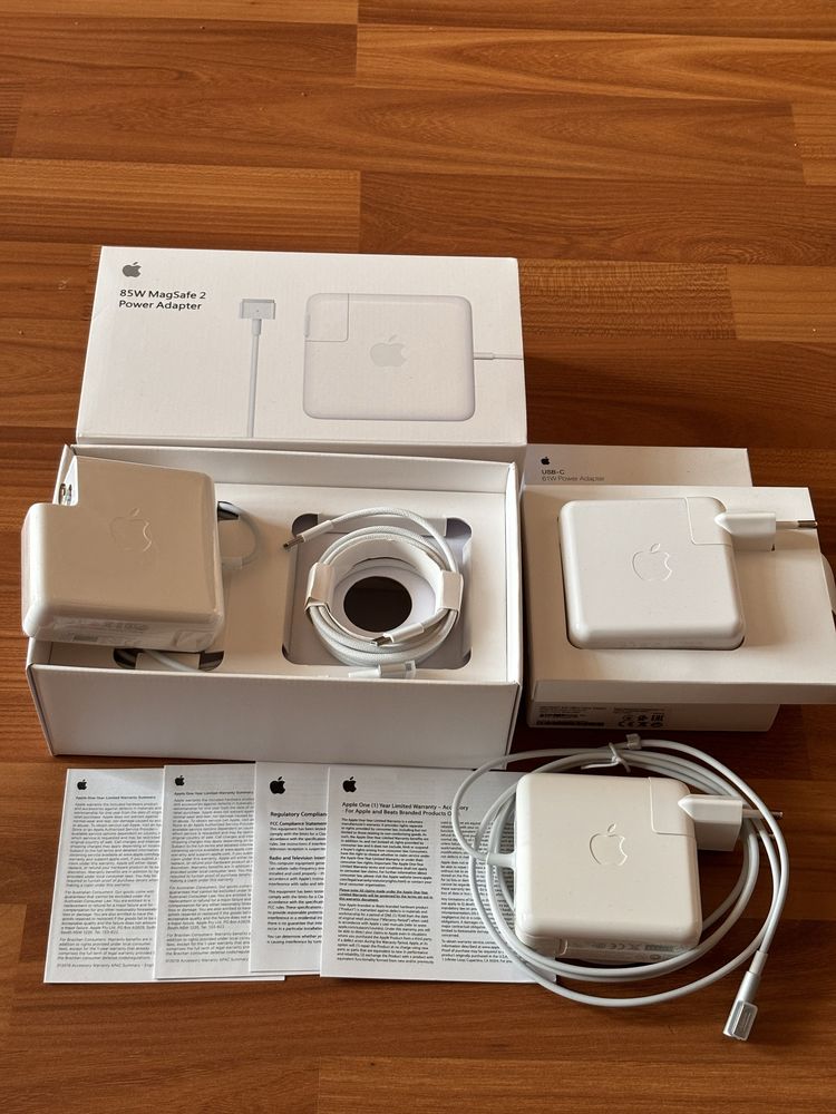 на все MacBook magsafe-1 или 2 или Туре-с - зарядка, блок питания