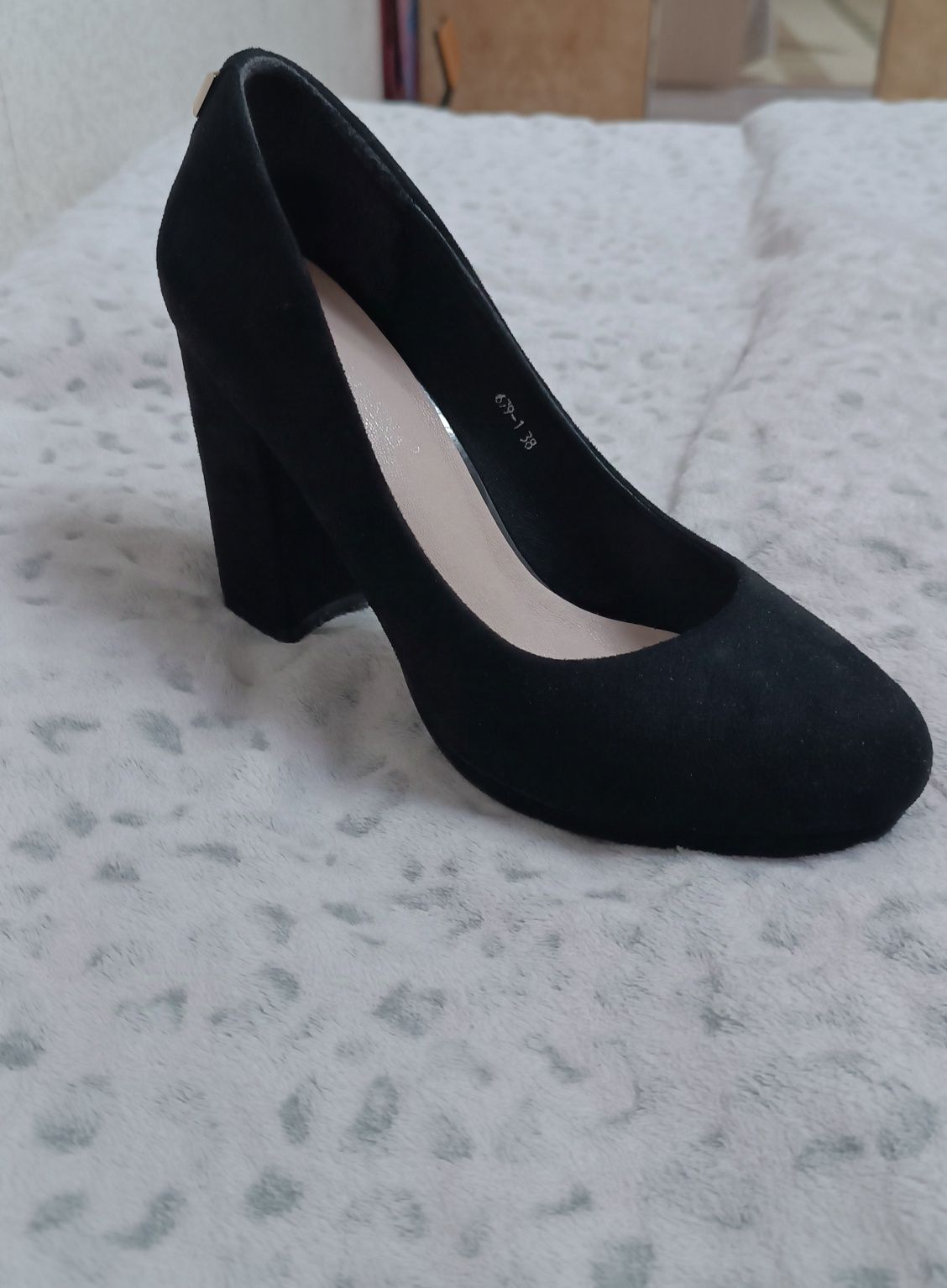Продам туфли женские 38 р