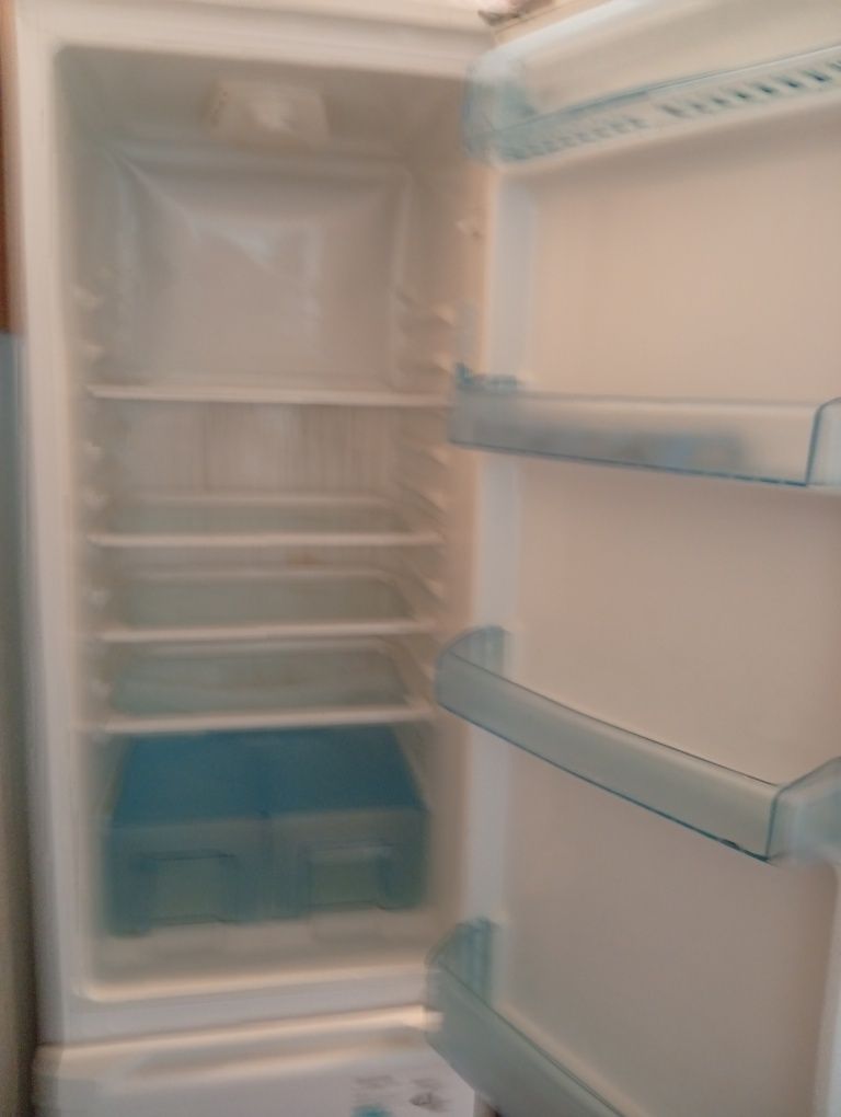Продам холодильник Beko