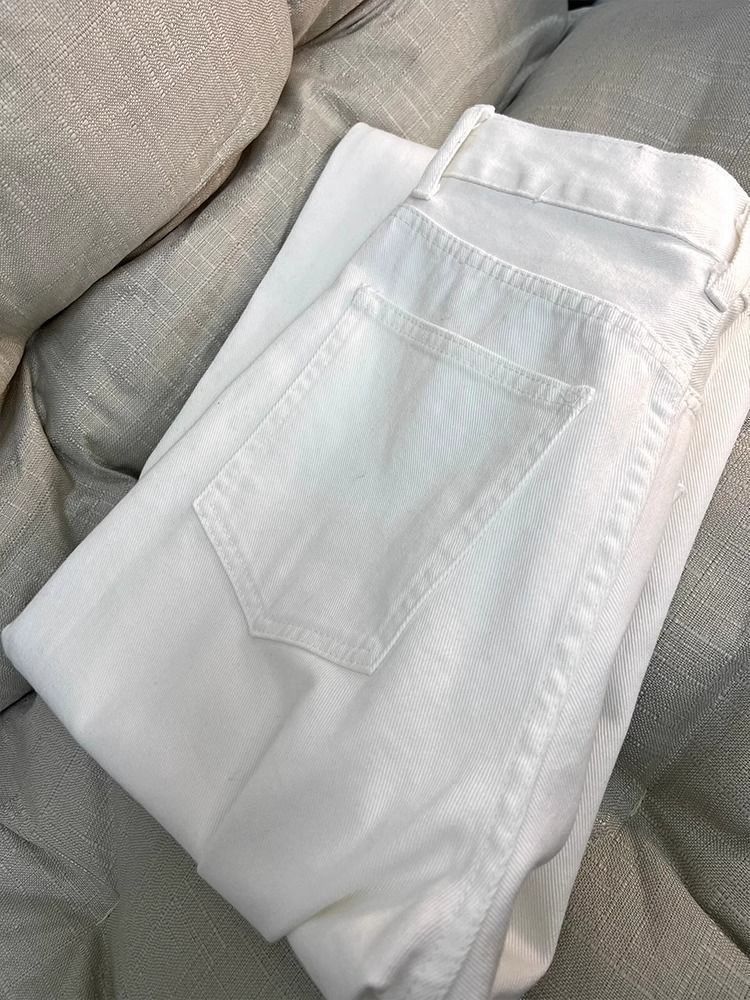 Продам белые джинсы
