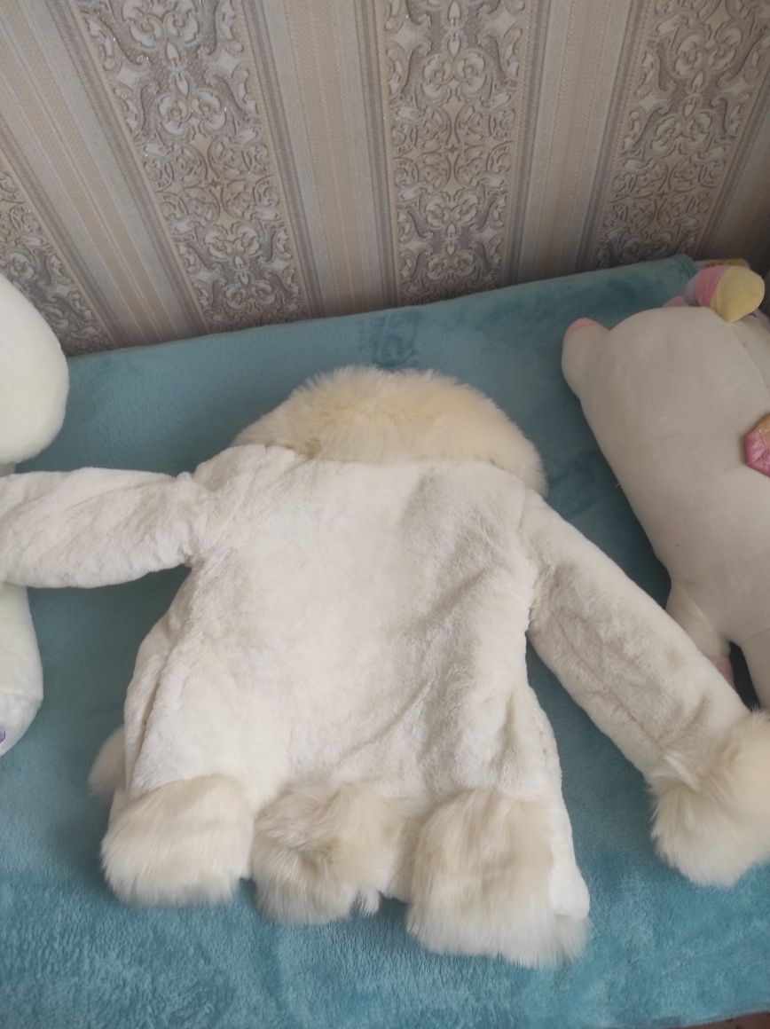 Продам шубку - манто, НОВАЯ, размер 140см. На девочку 5-6-7 лет.