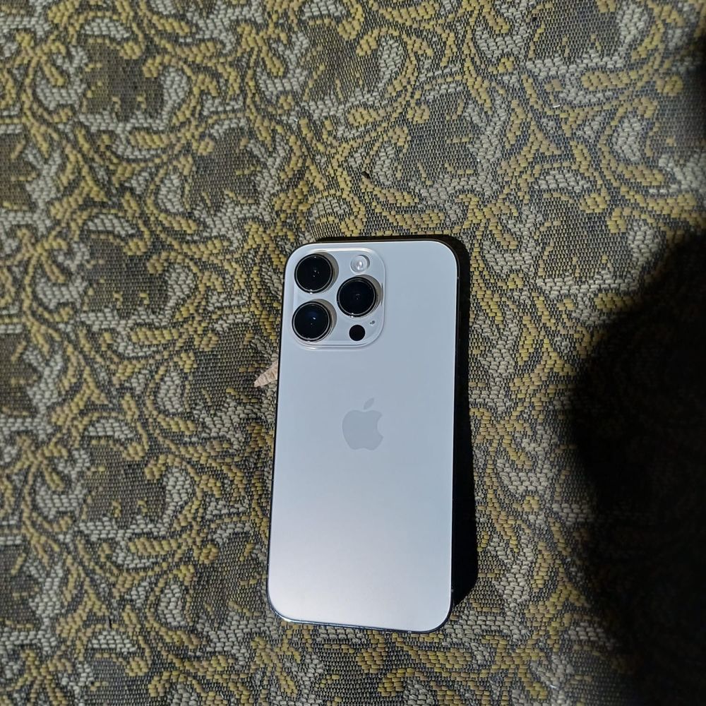 iPhone  14  pro 256гб