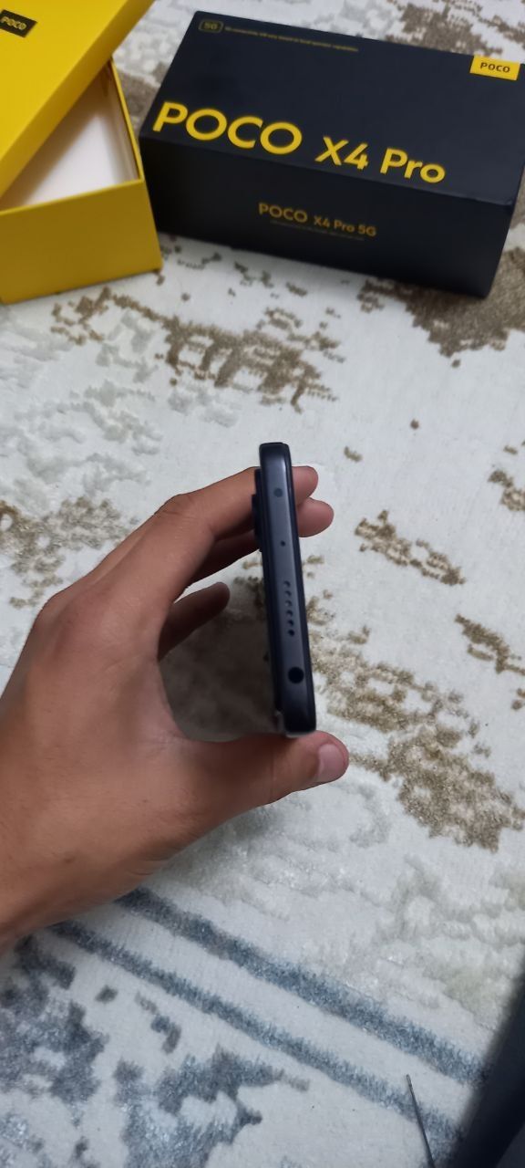 POCO X4 Pro 5G - 8/256GB