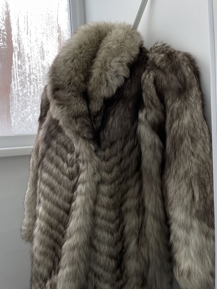 Продам шубу из натурального меха