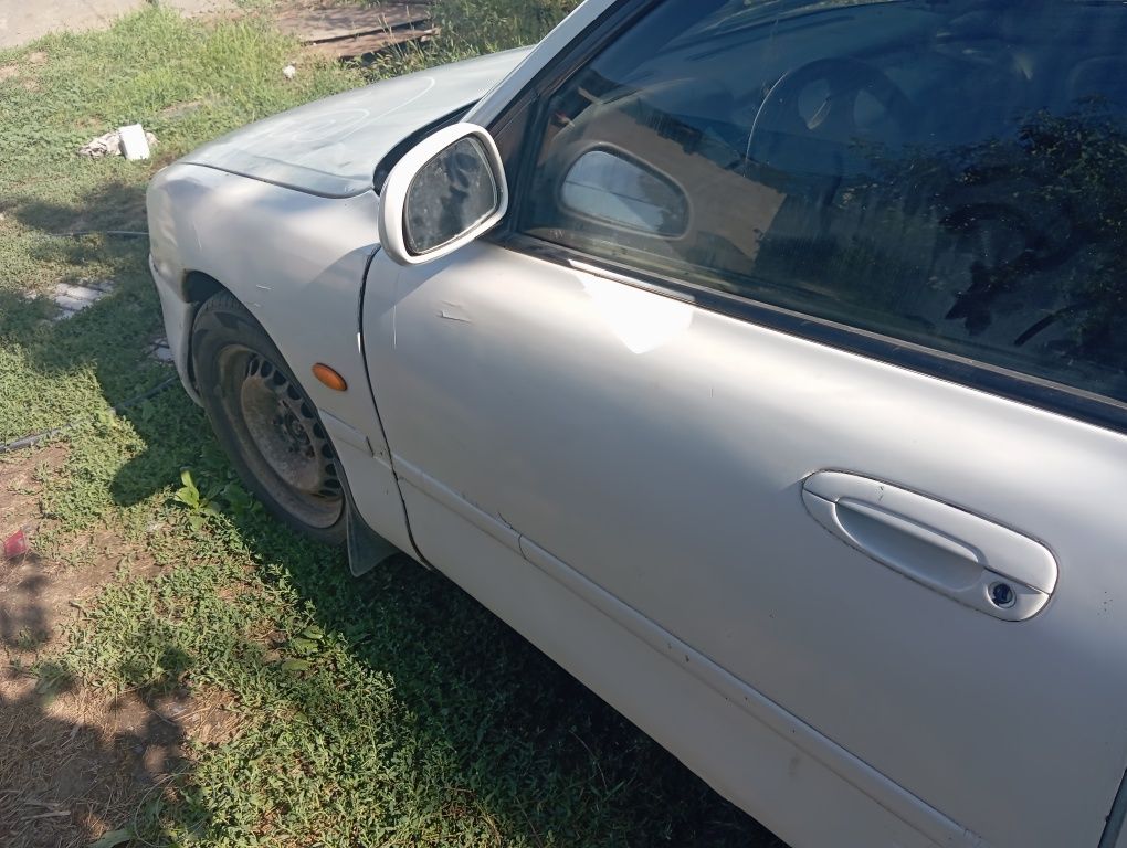 Mazda cronos        .